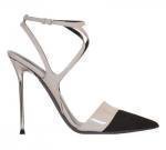 Zapatos en blanco y negro de Narciso Rodríguez